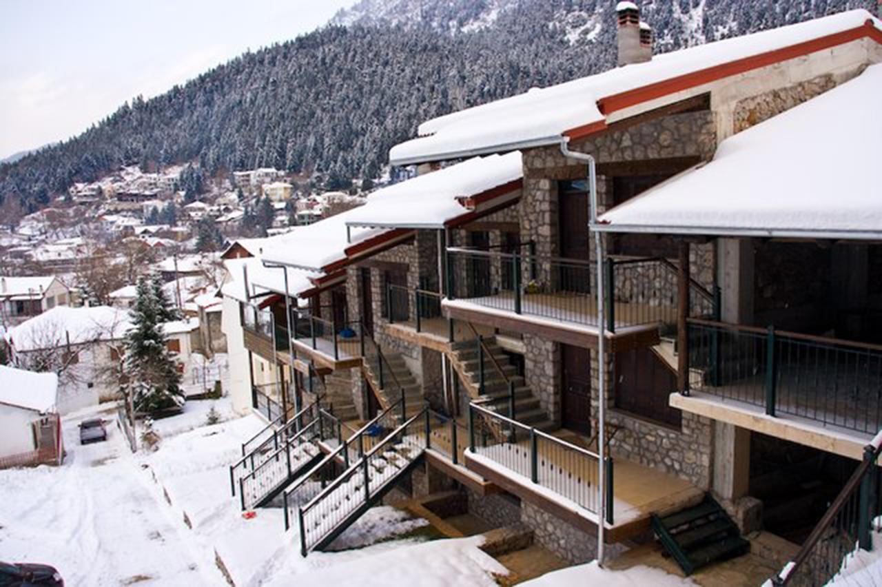 Chalet Christantoni Elati  Luaran gambar